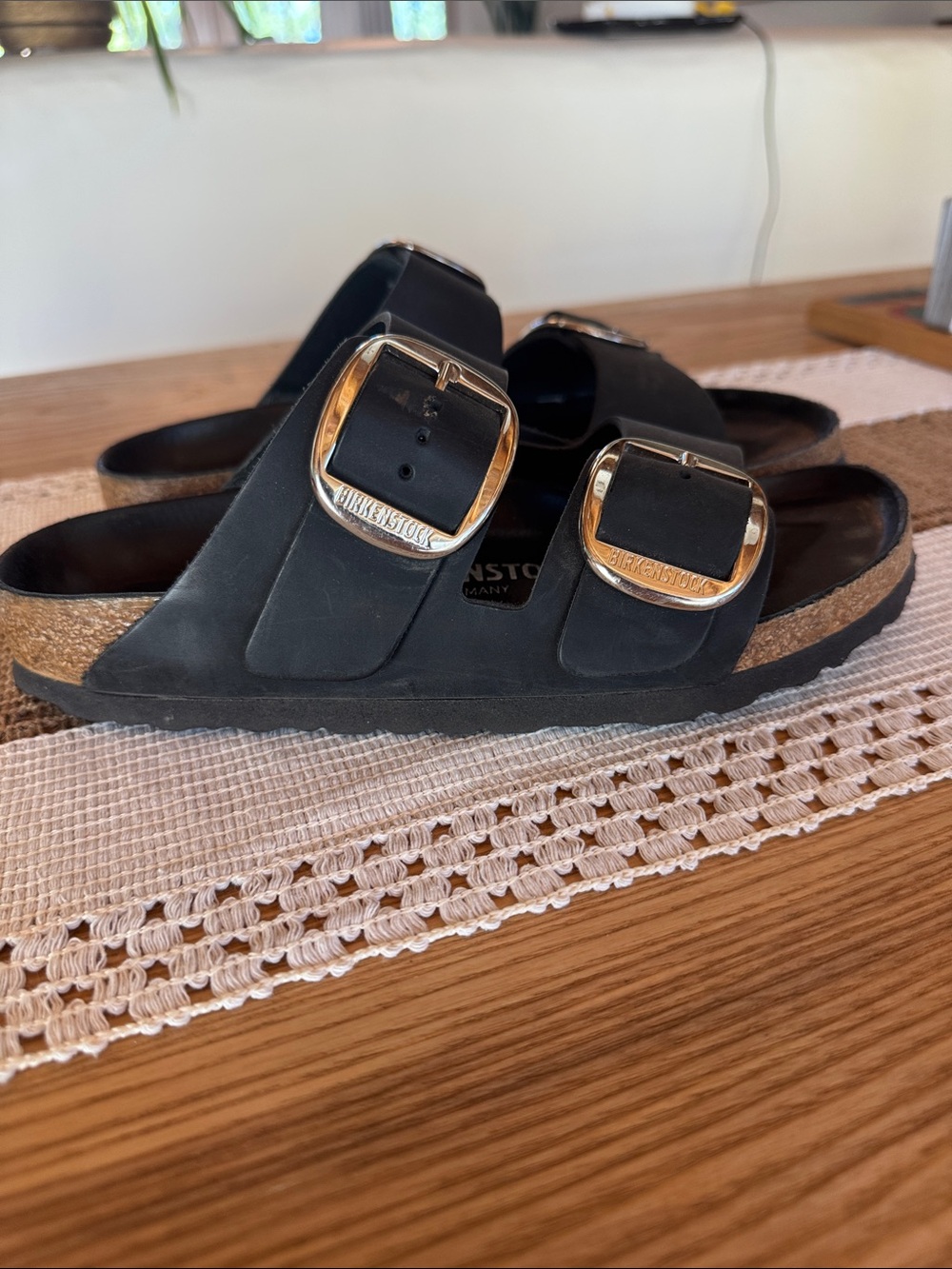 Big Buckle Birkenstock Arizona Sandals. Size 37 - Picture 2 of 3